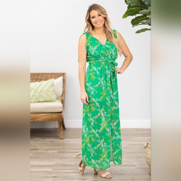 white birch Dresses & Skirts - White Birch Green Floral Tie Shoulder Flowy Maxi Dress W/Tie Belt, Size 3X. NWOT